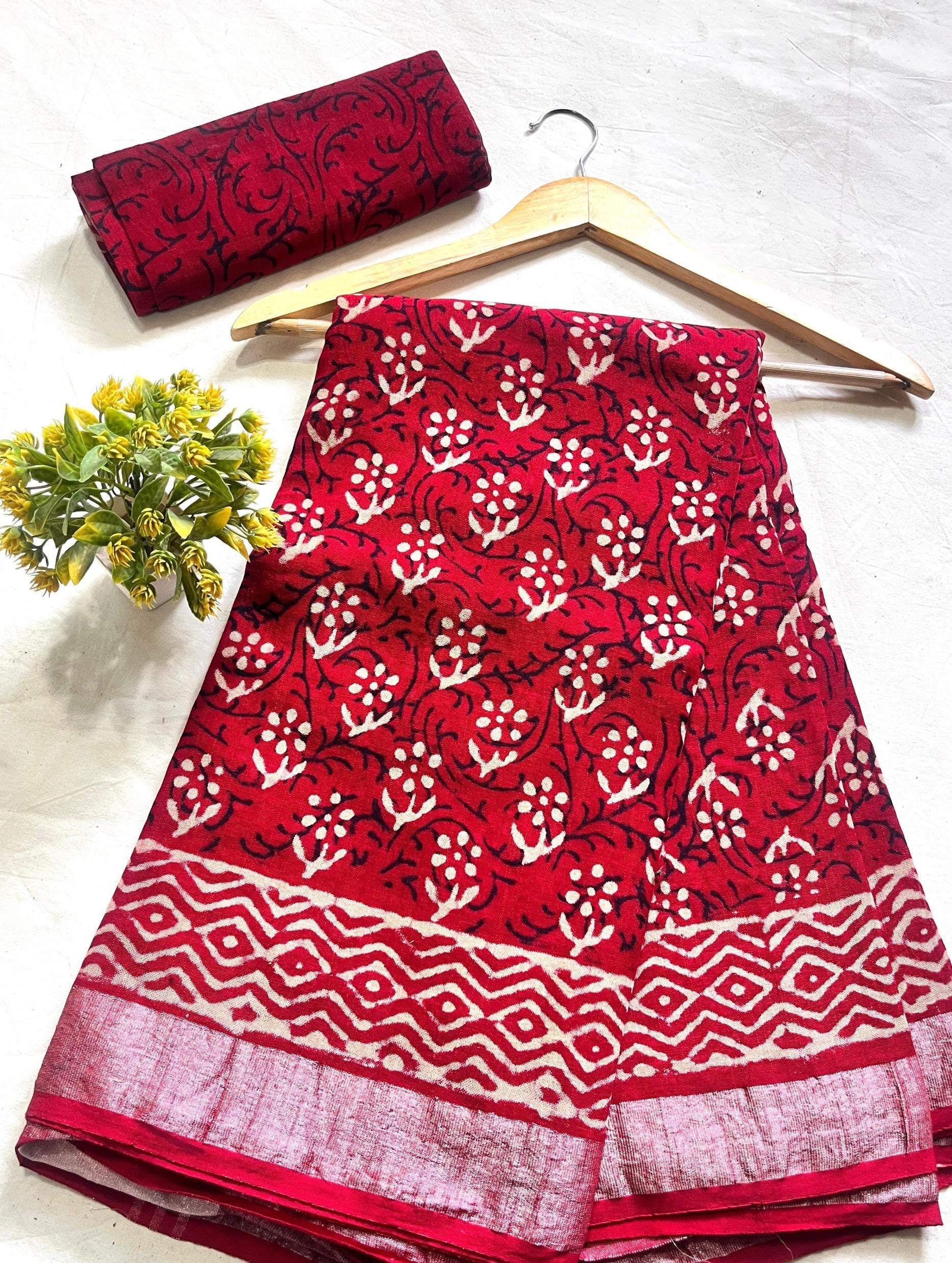 Maroon Small Floral Booty Saree – Handcrafted cotton linen handblock printed saree wholesale for designers and boutiques